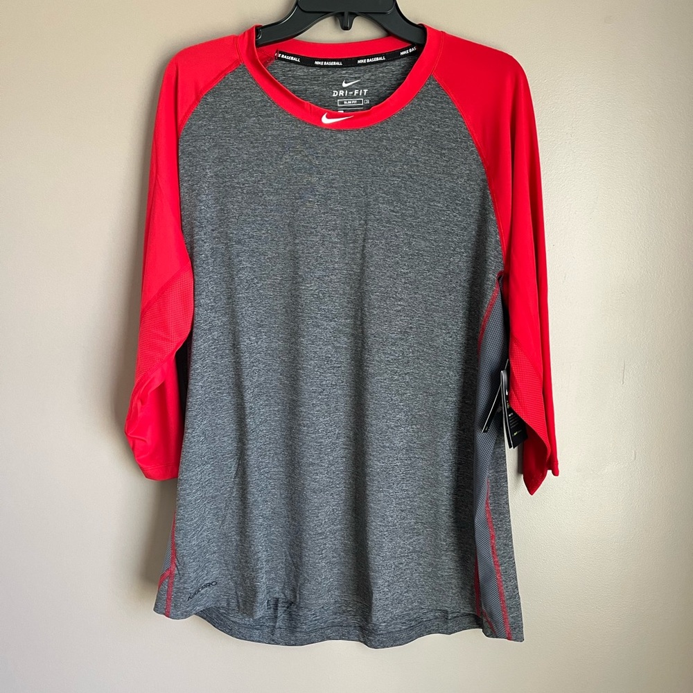 Nike baseball shirt slim fit.